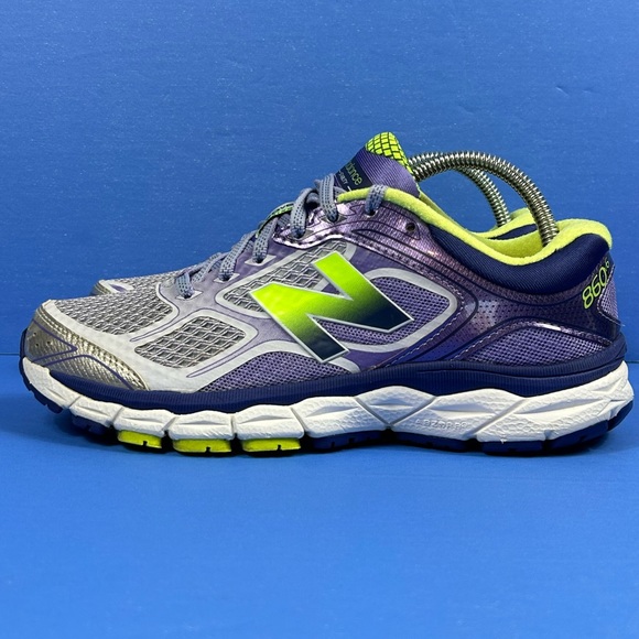 New Balance Women's 860v7 Athletic Running Shoes Sneaker Size 7 - Picture 1 of 11